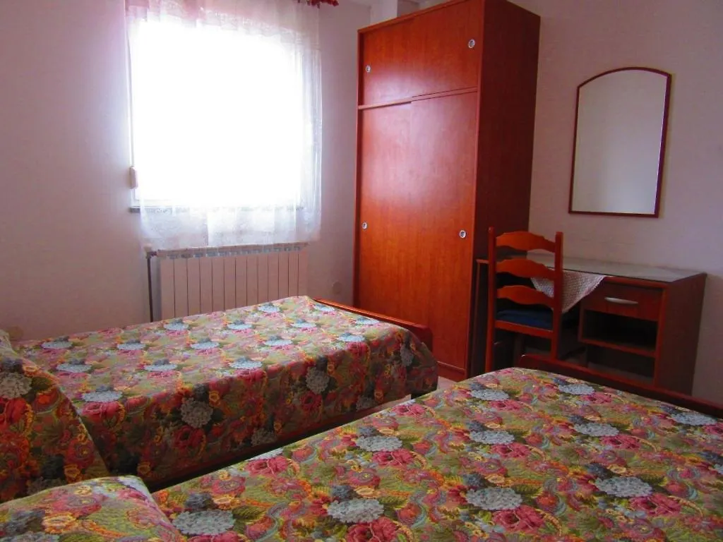 Apartment In Pula With Terrace, Air Conditioning, Wifi, Washing Machine 633-1